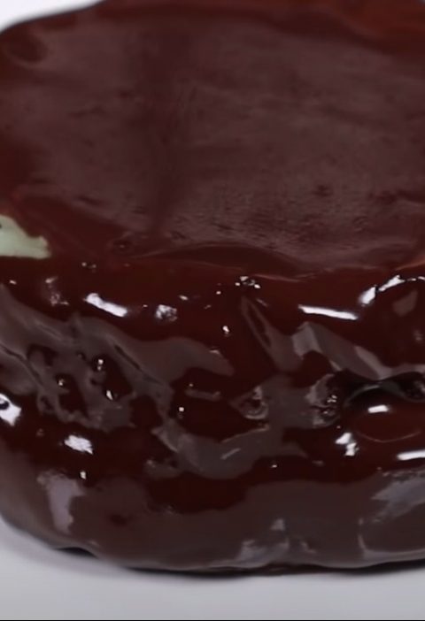 Шоколадный кекс без муки и сахара
