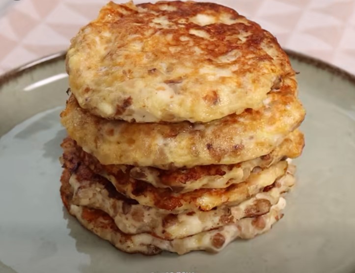 ГРЕЧНЕВЫЕ ЛЕПЁШКИ С ТВОРОГОМ И СЫРОМ